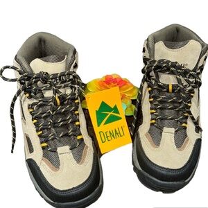 NWT Men’s Denali Clearwater Hiking Boots